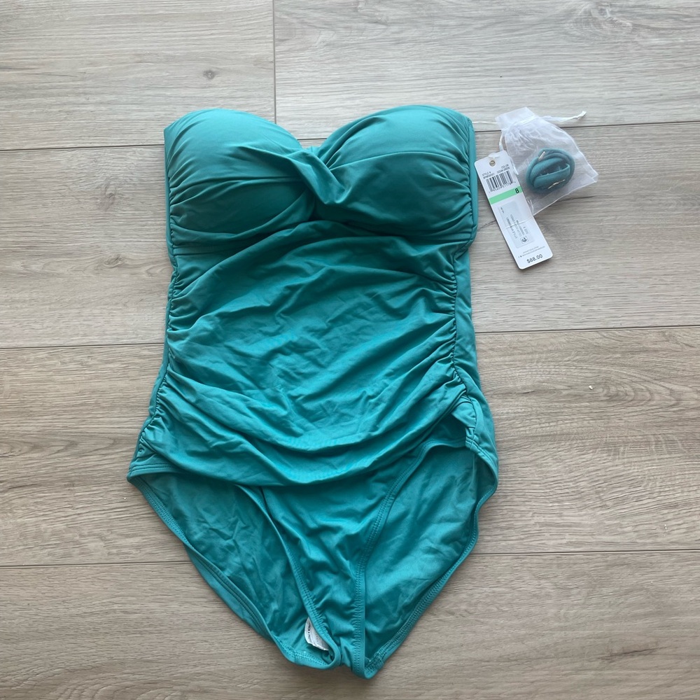 Anne Cole SZ 8 Twist Front Shirred Bandeau One-Piece W/Adjustable Strap NWT